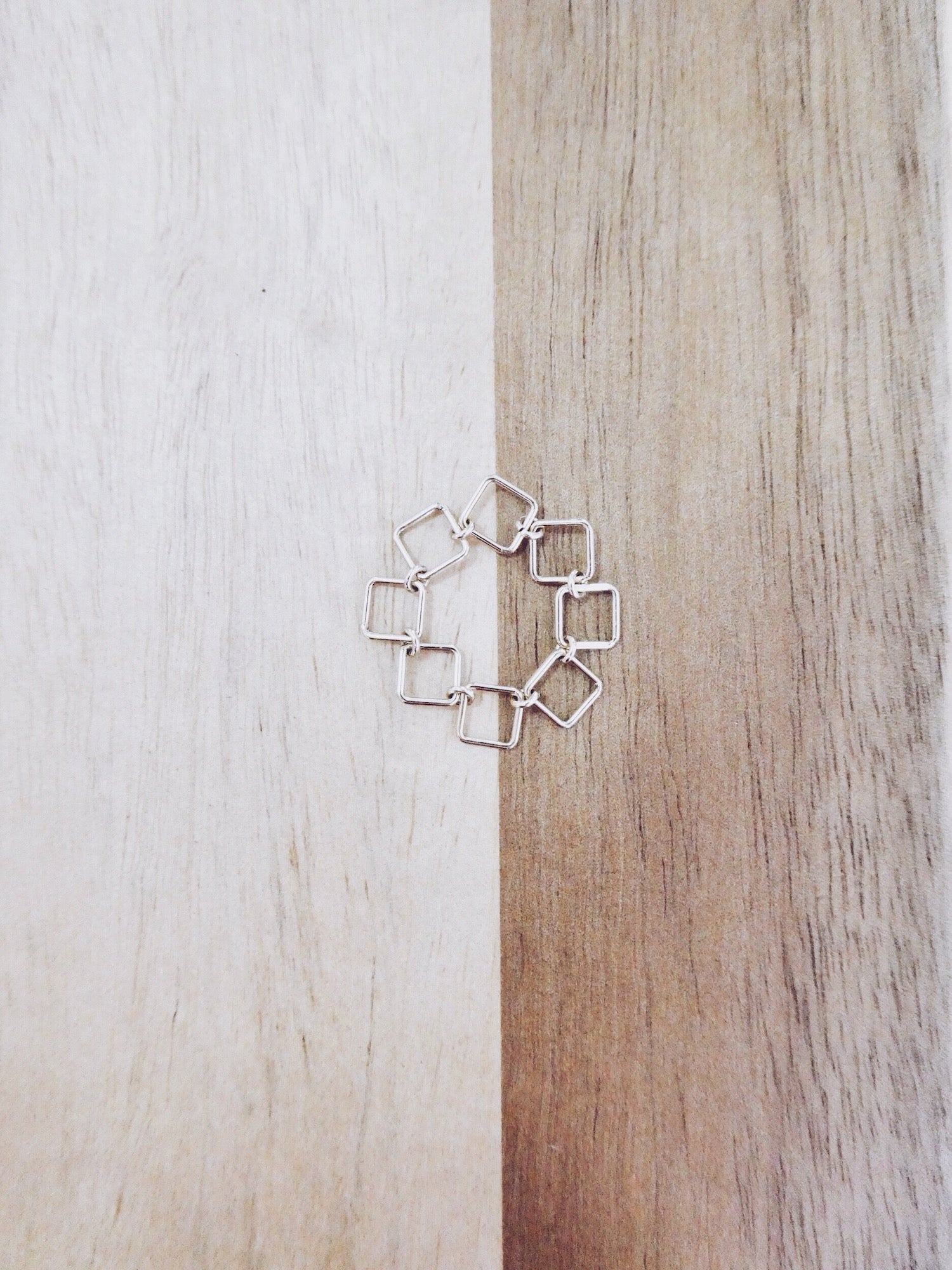 Dia chained Ring