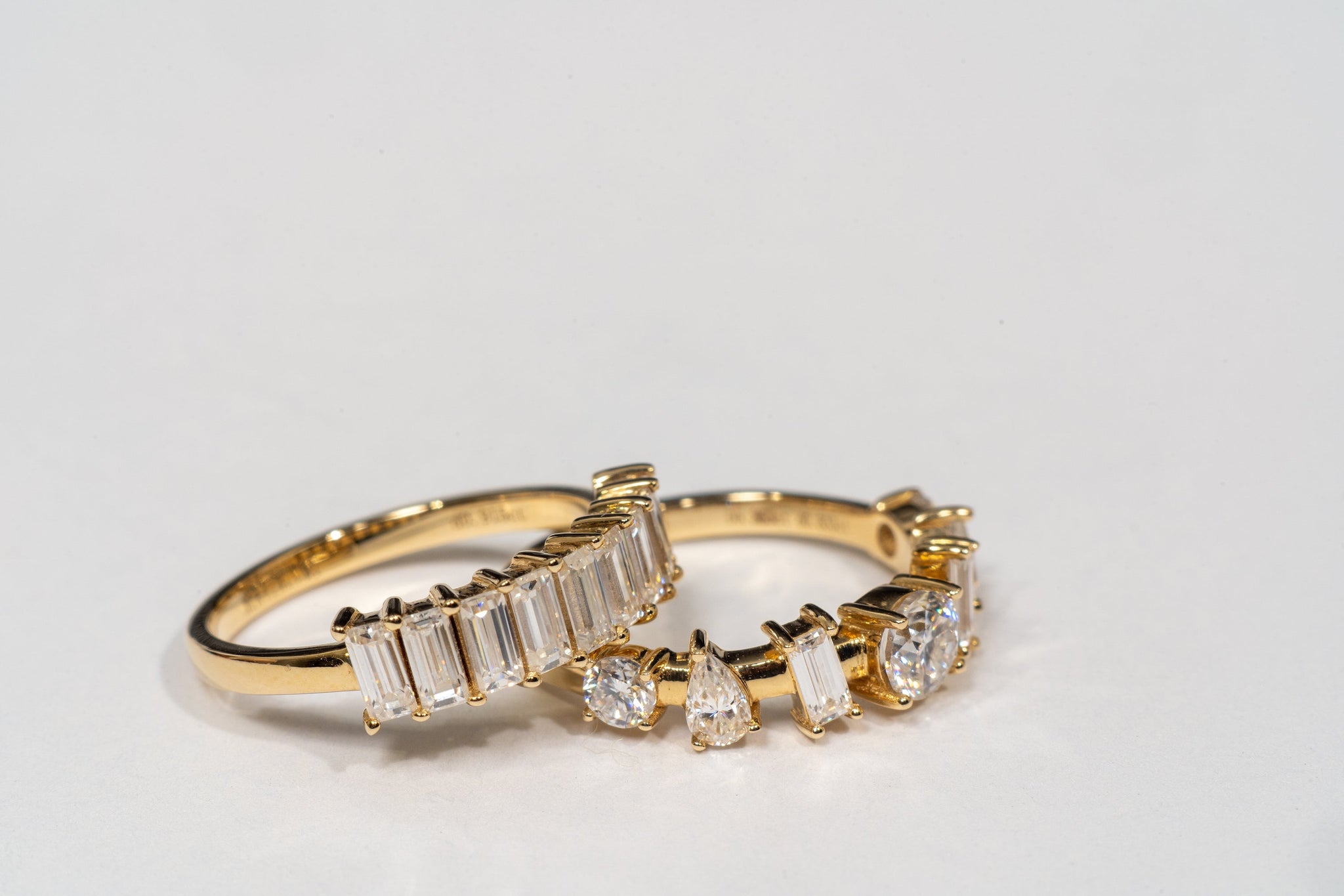 18K GOLD Mia Diamonds Ring