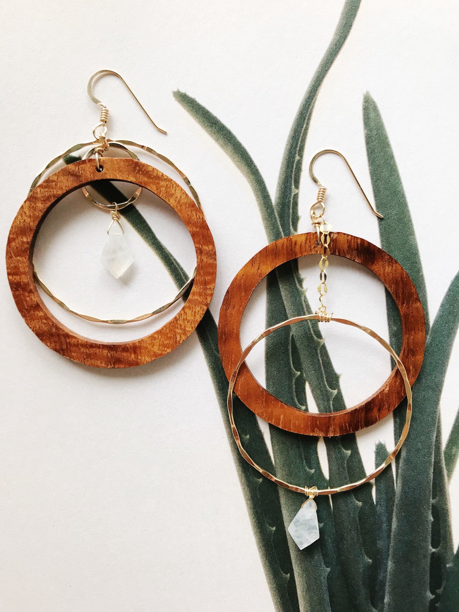 HIWA EARRINGS