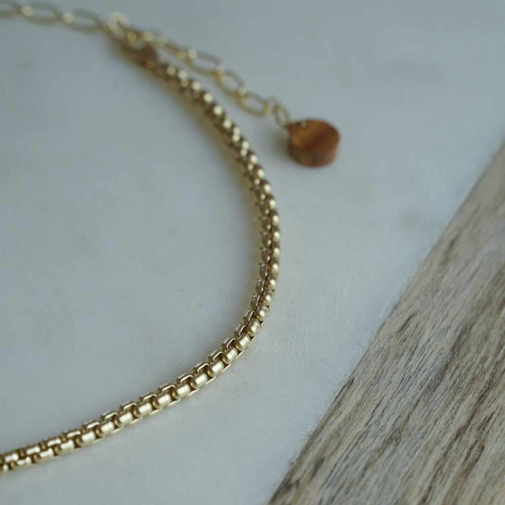Ikaika Choker