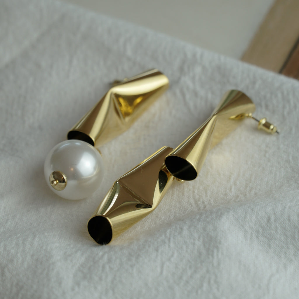 I picked up Tabacco Earrings