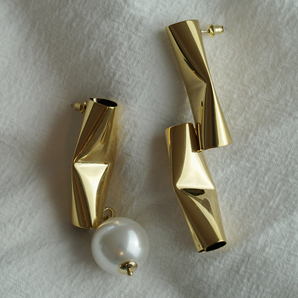 I picked up Tabacco Earrings