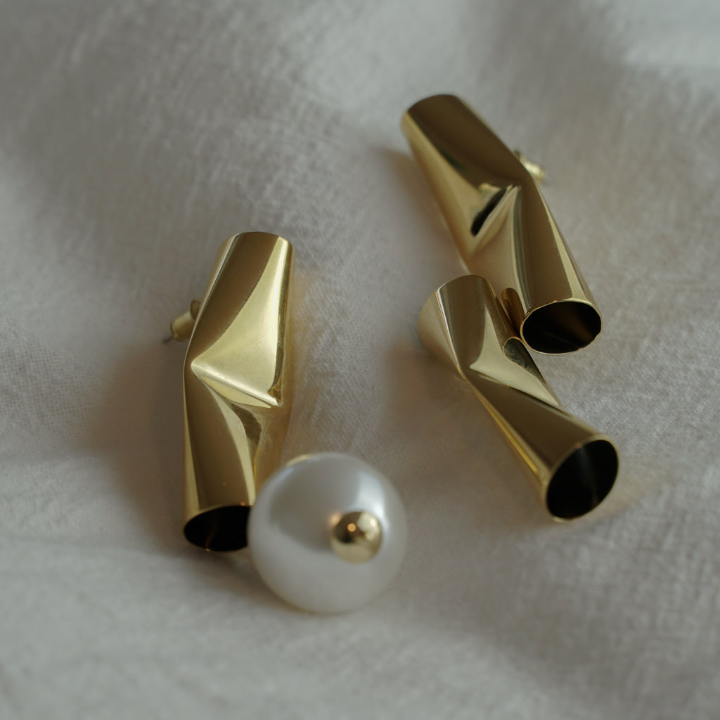 I picked up Tabacco Earrings