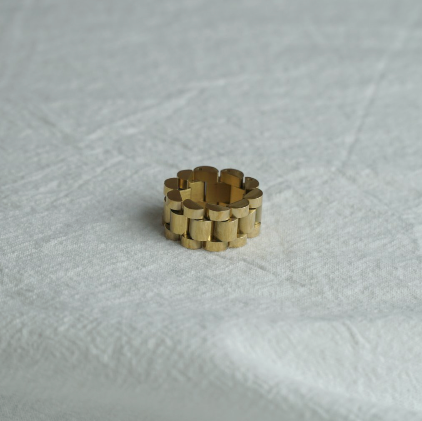 Rollie Band Ring