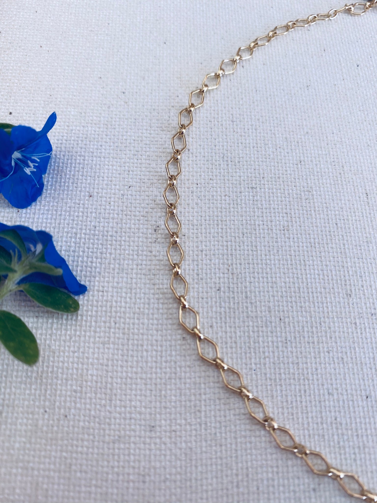 Gold Bold Choker