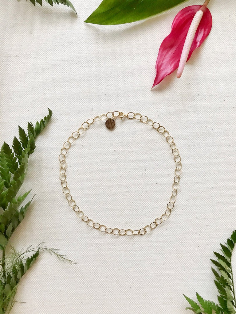 Textured Oval Choker