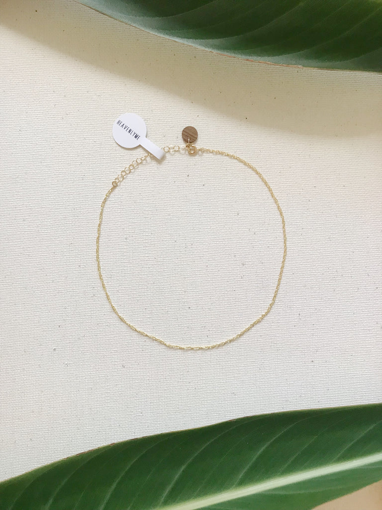 Dainty Choker