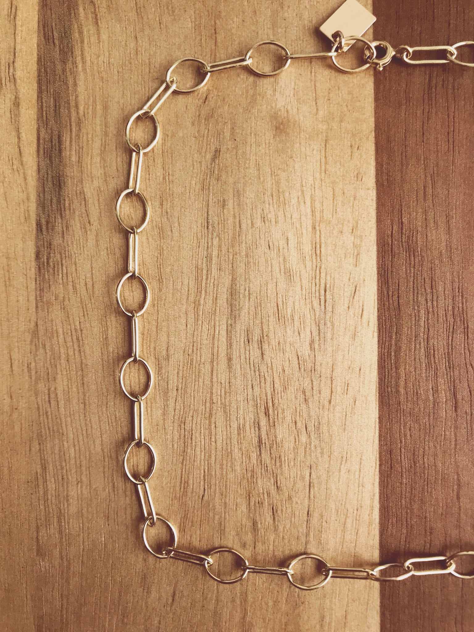 Oval mid Choker